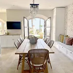 וילה Superb Near Golf Course With Heated Pool & Jacuzzi מארבלה