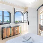 Superb Near Golf Course With Heated Pool & Jacuzzi מארבלה