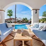 Superb Near Golf Course With Heated Pool & Jacuzzi וילה מארבלה